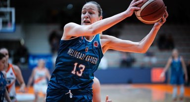 Melikgazi Kayseri'de sayı kraliçesi Aaryn Ellenberg oldu