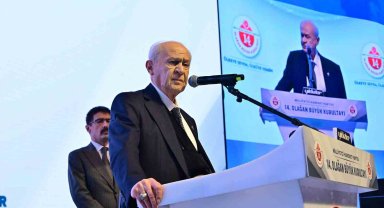 MHP Genel Başkanı Devlet Bahçeli'den Erdoğan'a: "Ayrılamazsın, Türk milletini yalnız bırakamazsın. Cumhur İttifakı olarak yanındayız, beraberindeyiz"