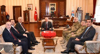 Millî Savunma Bakanı Güler, Kırıkkale Valiliği'ni ziyaret etti
