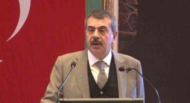 Milli Eğitim Bakanı Tekin: "Eğitim sistemi ve öğretmenler gibi konularda dışarıdan ahkam kesmek kolay"