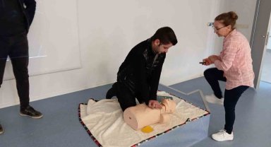 Niğde Ömer Halisdemir Üniversitesi personeline ilk yardım eğitimi verildi