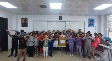 Niğde'de öğrencilerden Ramazan yardımı