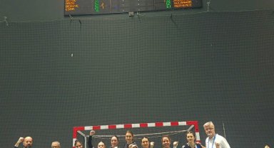 Odunpazarı Gençlik ve Spor Kulübü Kadın Hentbol Takımı finale çıktı