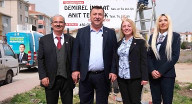 Özkan Alp Emek Mahallesine verdiği sözü tuttu