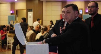 Özkan Alp: "Sağlık çalışanlarının gönlünü yapacağım"