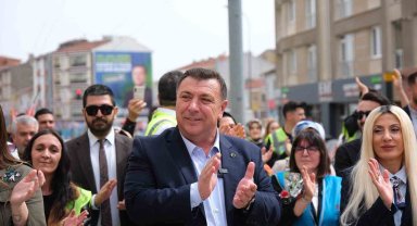 Özkan Alp'den Emek Mahallesi'nde geleceğe yatırım