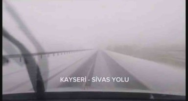 Polis ekiplerinden yol durum bilgilendirmesi