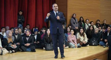 "Ay'a milli hibrit roket motorumuzla erişeceğiz"