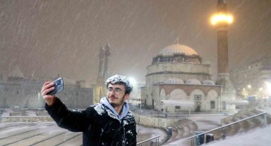 Sivas baharı beklerken kışı yaşadı, ortaya kartpostallık görüntüler çıktı