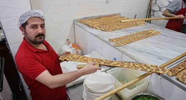 Sivaslılardan Yunanlara etli ekmek cevabı, 'Yıllar önce aldıkları cevabı tekrar alırlar'