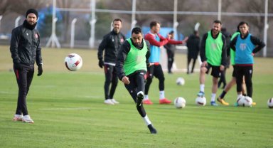 Sivasspor'da Adana Demirspor hazırlıkları sürüyor