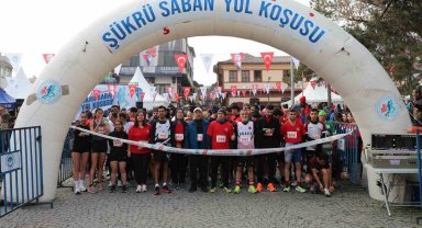 Şükrü Saban Yol Koşusu'na 500 atlet katıldı