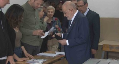 Temel Karamollaoğlu oyunu kullandı