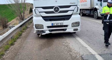 Tırın çarptığı yaya hayatını kaybetti