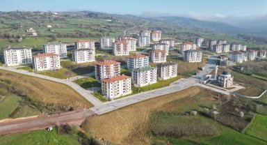 TOKİ'den Kocaeli'de gerçekleştirilen anahtar teslim töreninde arbede yaşandığı iddialarına yalanlama