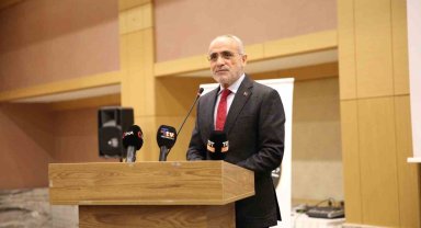Topçu: "Kırım Tatarsız, Tatar Kırımsız olamaz"