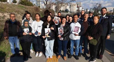Trafik kazasında ölen iki gencin aileleri: "En büyük cezanın verilmesini istiyoruz"