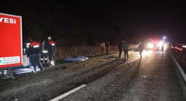 Trafik kazasında ölenlerin kimlikleri belli oldu
