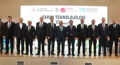Vali Çiçek: "Kayseri'de bütün alanlarda inanılmaz bir yükseliş olduğu göze çarpıyor"