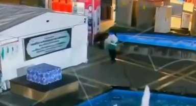 Vicdansızlığın böylesi: Filistinliler için toplanan yardım parasını çaldı
