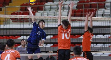 Voleybol Yıldızlar Türkiye Birinciliği, Sivas'ta başladı