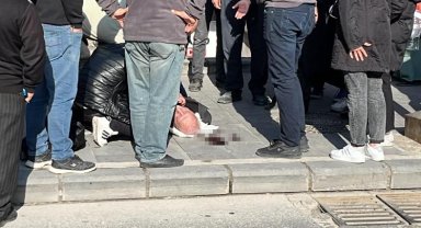 Yolda yürürken kalp krizi geçiren yaşlı adam hayatını kaybetti