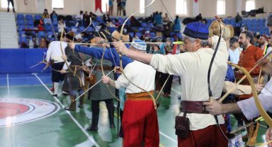 Yozgat'ta Geleneksel Türk Okçuluğu yarışması düzenlendi